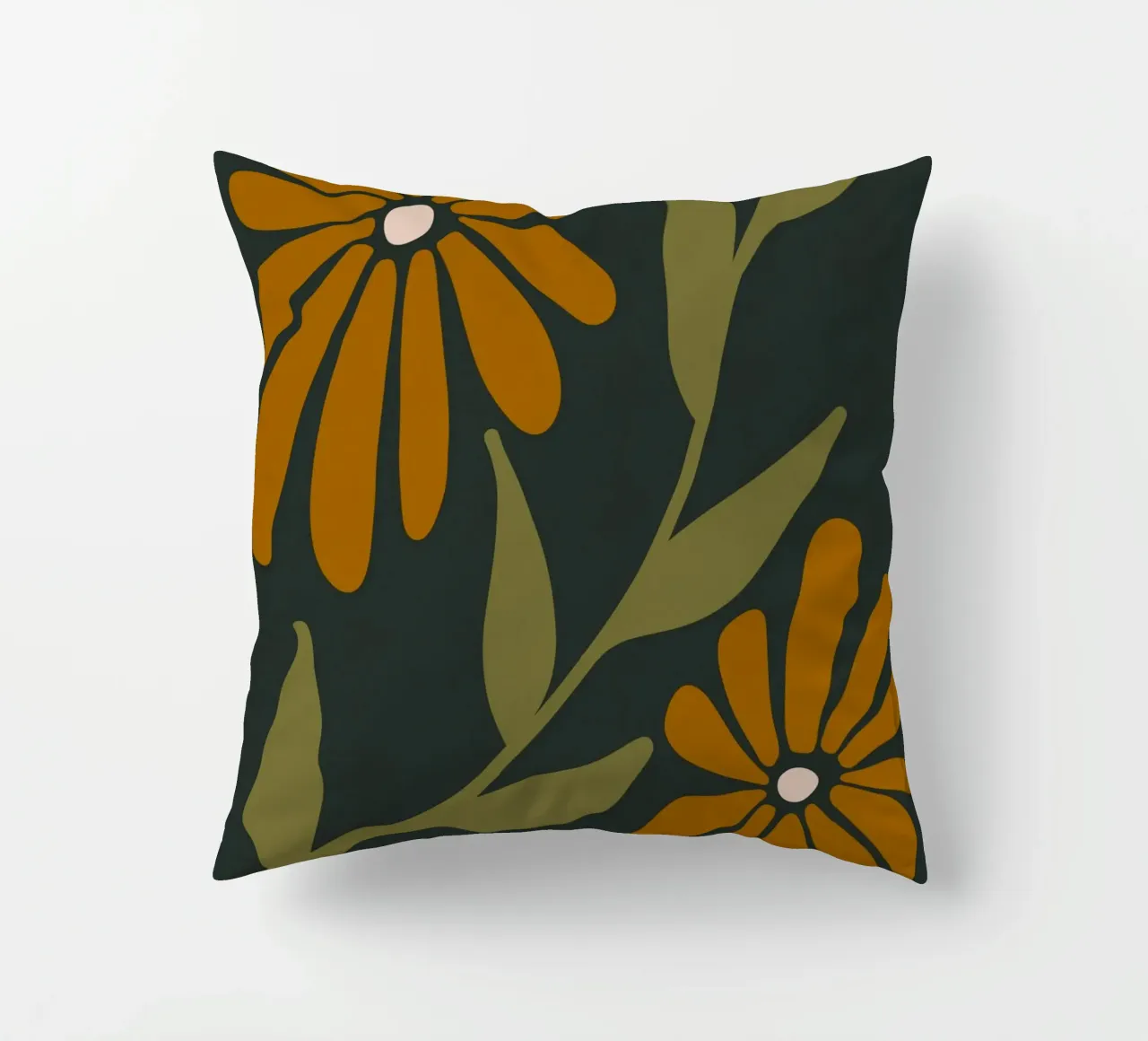 Fiori retrò di metà secolo, arancione, marrone, cachi, verde scuro cuscino da This Wild Soul - Illustration