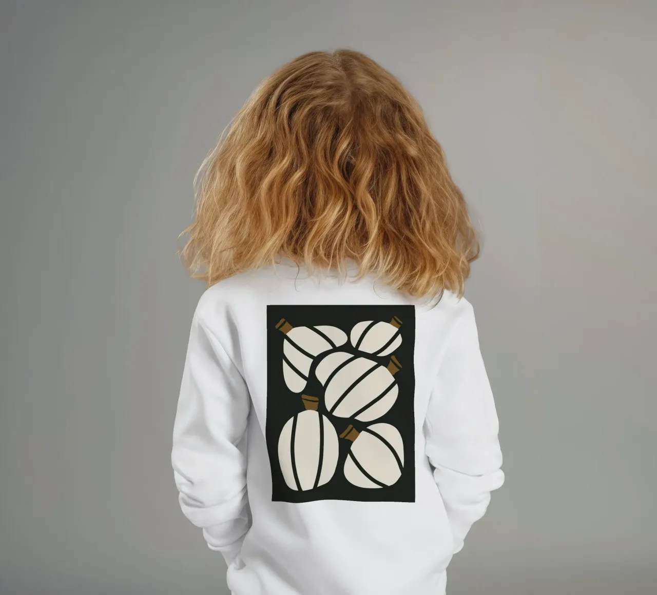 Arte bauhaus di metà secolo in bianco e nero, zucca retrò d'autunno felpa bambino da This Wild Soul - Illustration