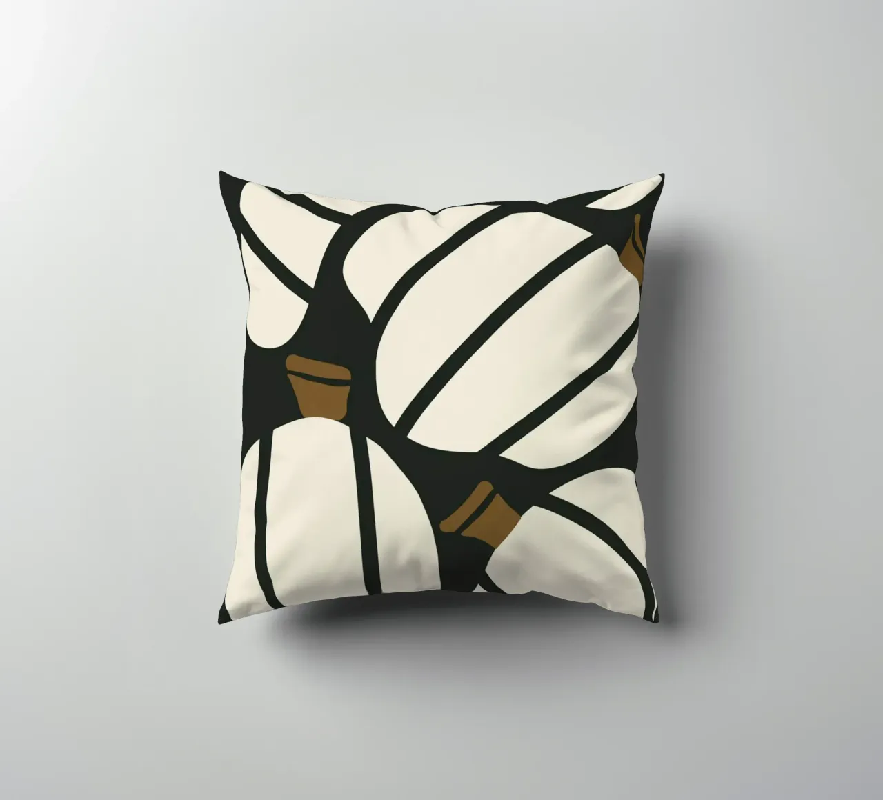 Arte bauhaus di metà secolo in bianco e nero, zucca retrò d'autunno cuscino da This Wild Soul - Illustration