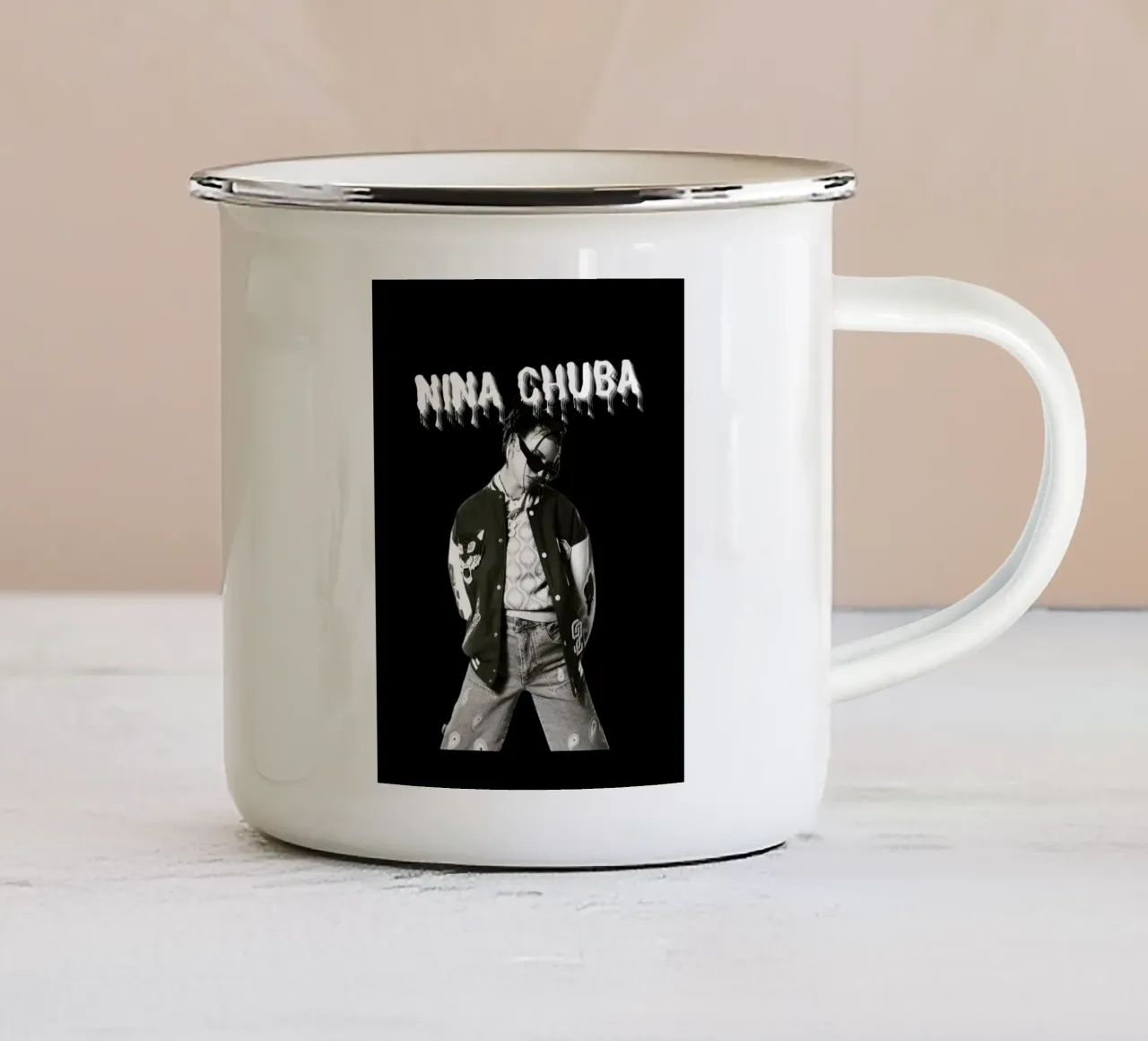 Monochrome Cool V tazza in smalto da vintage