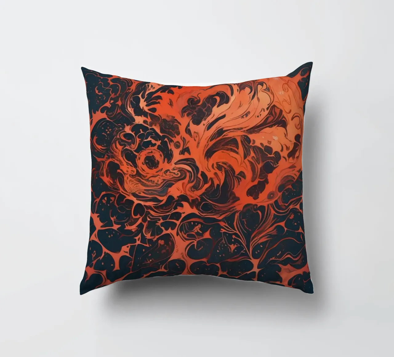 Eternal Sunburst: Un'esplosione astratta di cremisi e oro cuscino da Artistic-shop