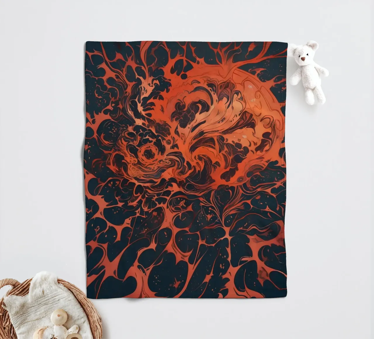 Eternal Sunburst: Un'esplosione astratta di cremisi e oro coperta in pile da Artistic-shop