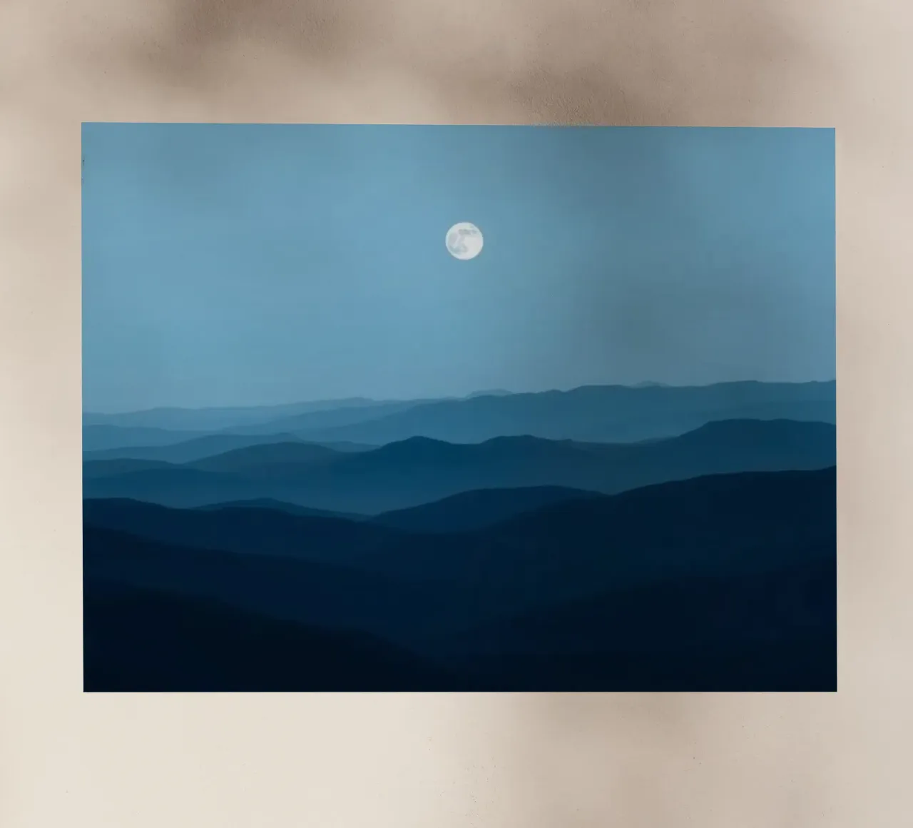 L'abbraccio della serenità: Un'alba di mezzanotte pellicola backlit da Artistic-shop