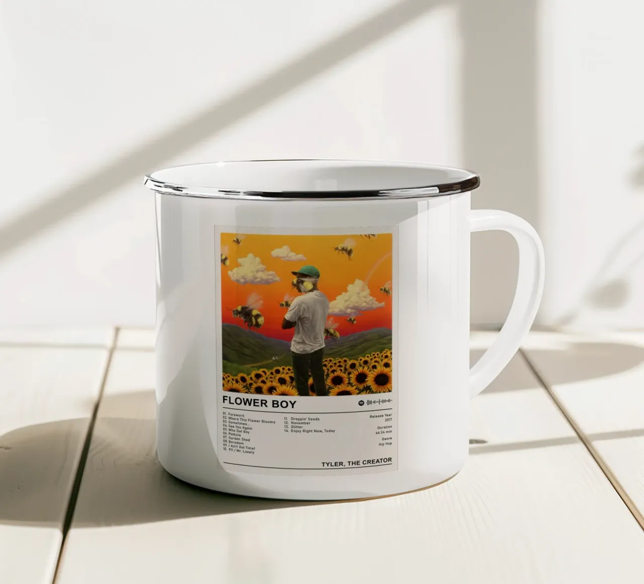 Ragazzo in fiore tazza in smalto da Booth Jordan