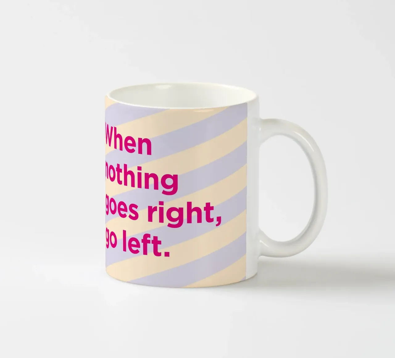 Go left. tazza in ceramica da Art Fart