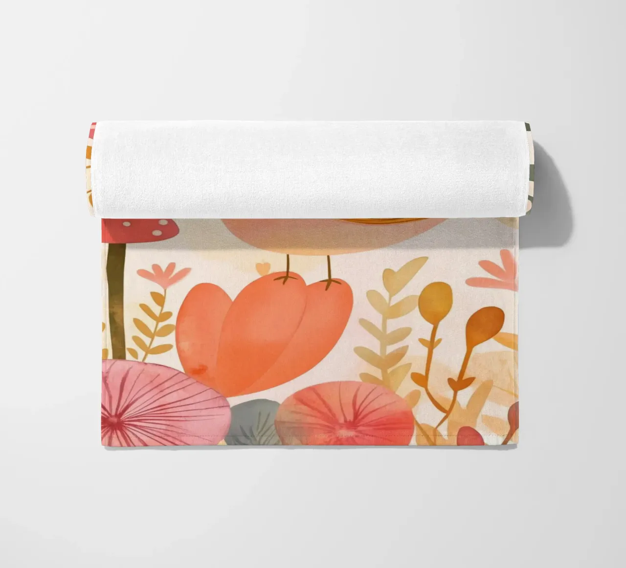 Oiseau jaune fantaisiste dans un jardin de fleurs de champignons Boho serviette de plage de Gentle Echoes Art