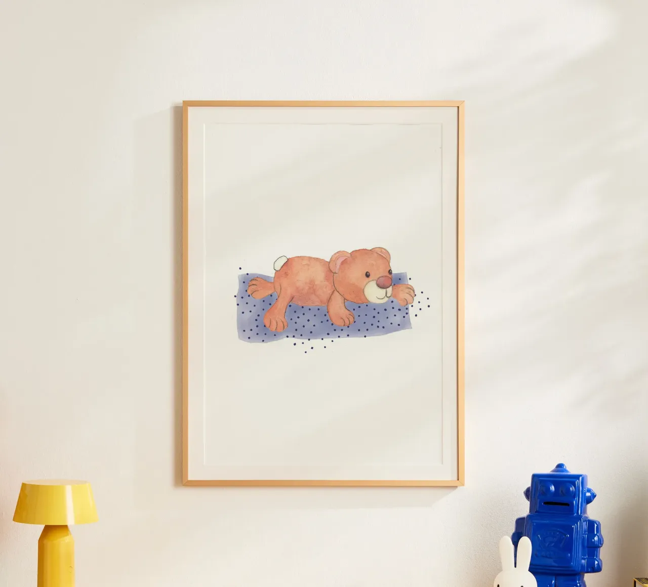 Kuschelbär liegend auf Decke Hahnemühle von Farbwelten