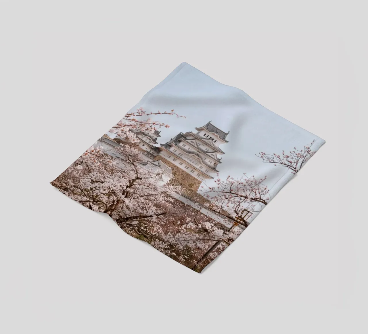 I ciliegi in fiore del castello di Himeji, Giappone coperta in pile da Marcel Bisig