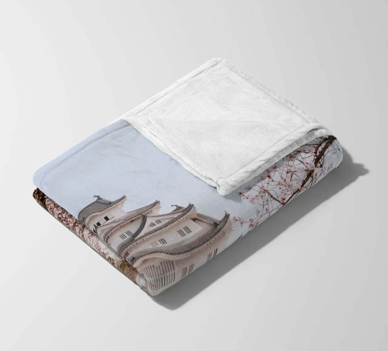 I ciliegi in fiore del castello di Himeji, Giappone coperta in pile da Marcel Bisig