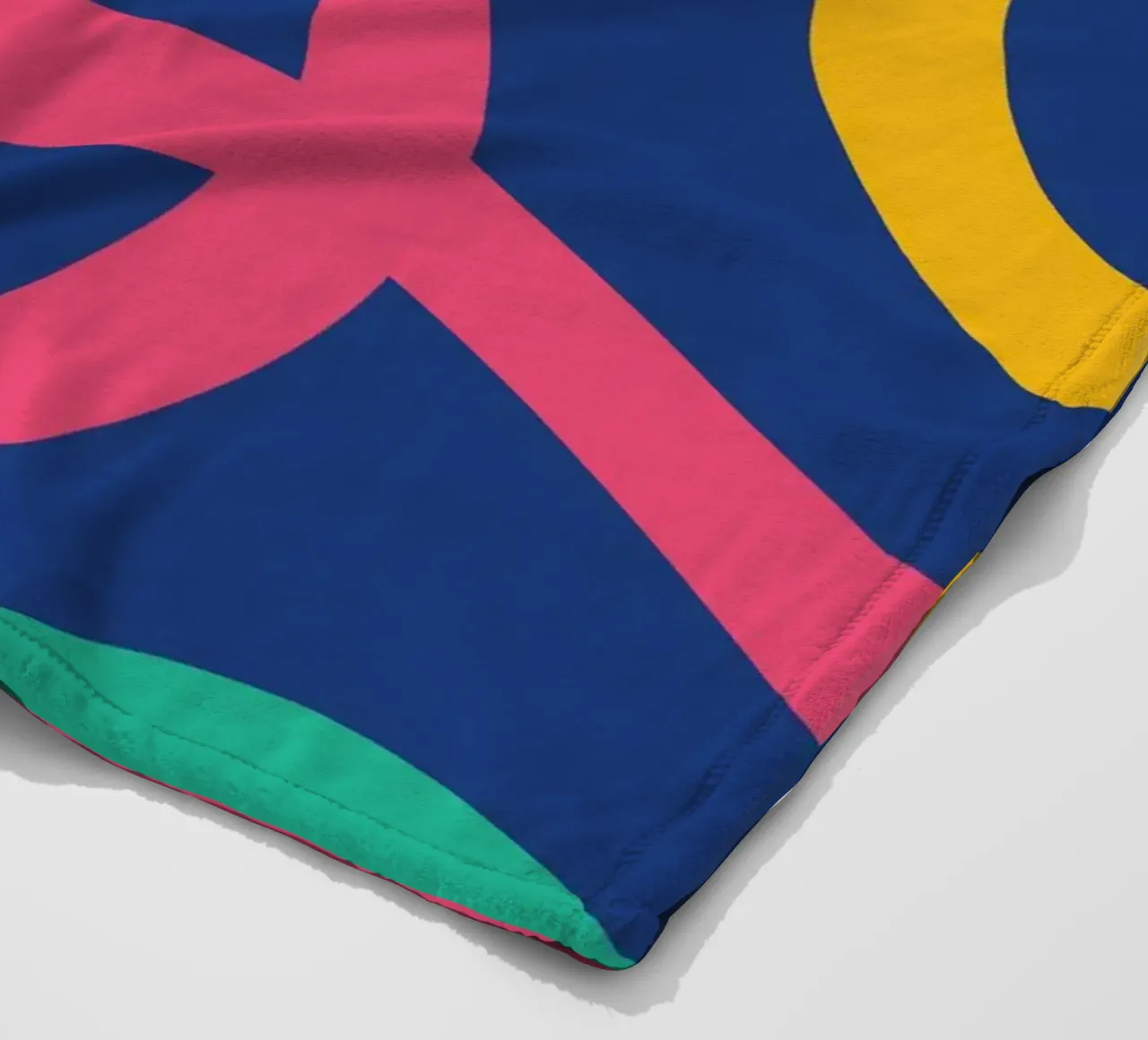 Linea arricciata colorata coperta in pile da galihstudio
