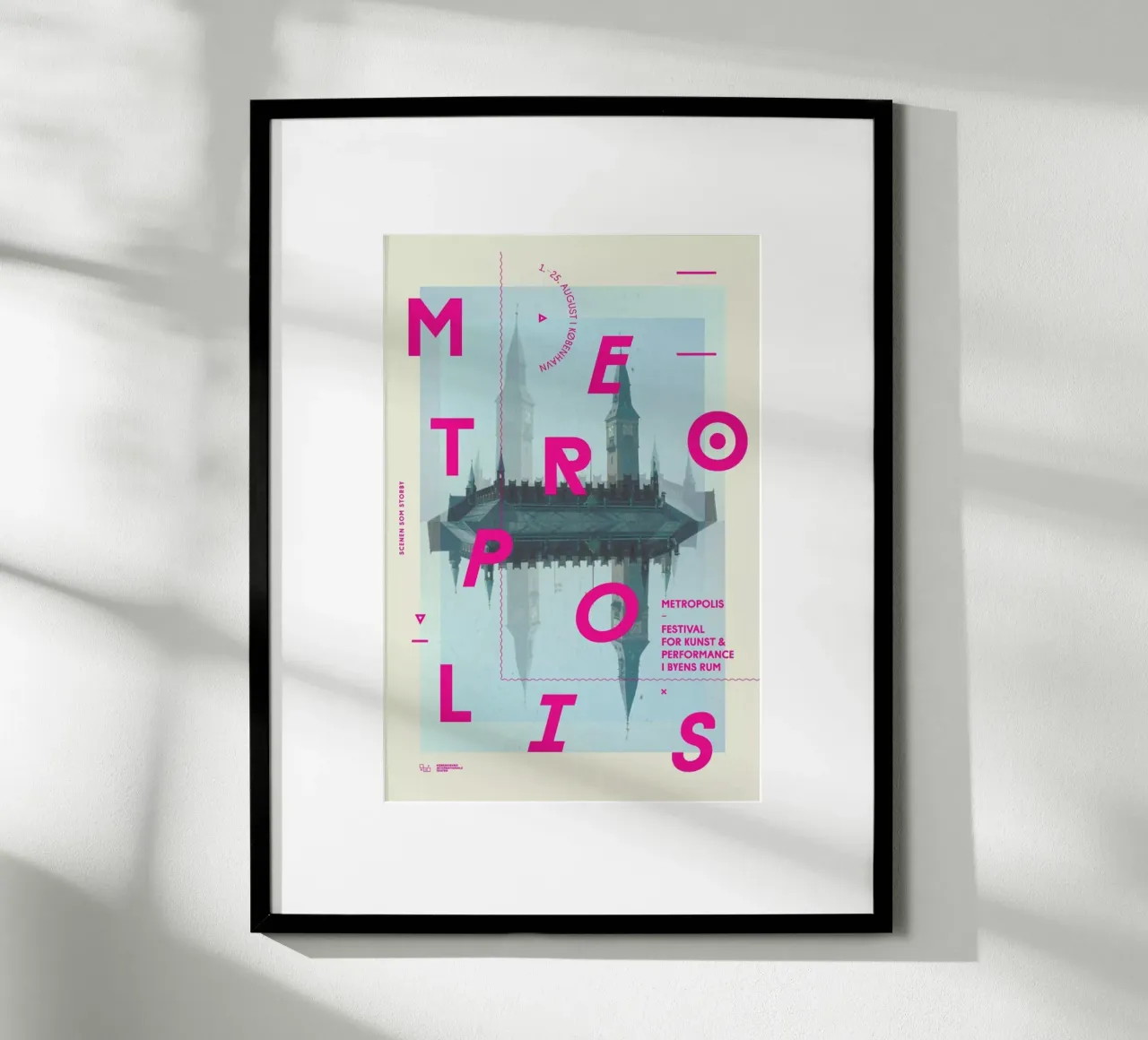 Metropolis1 poster con telaio in alluminio da Andreas Jarner
