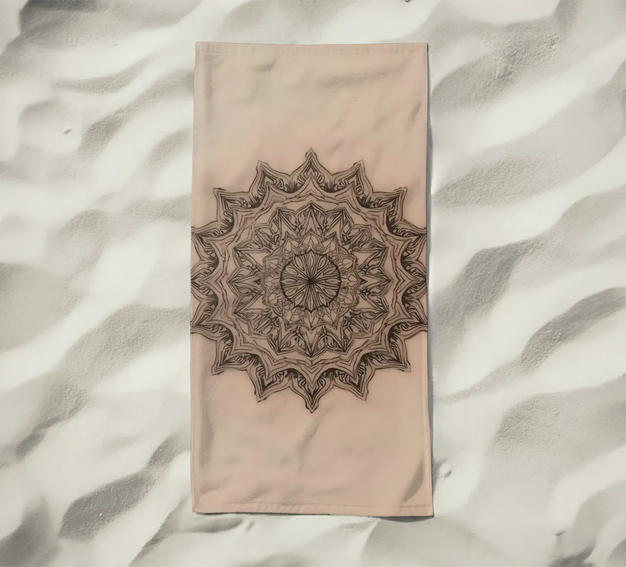 Mandala simmetrico su sfondo color pesca telo mare da DesignDoodle