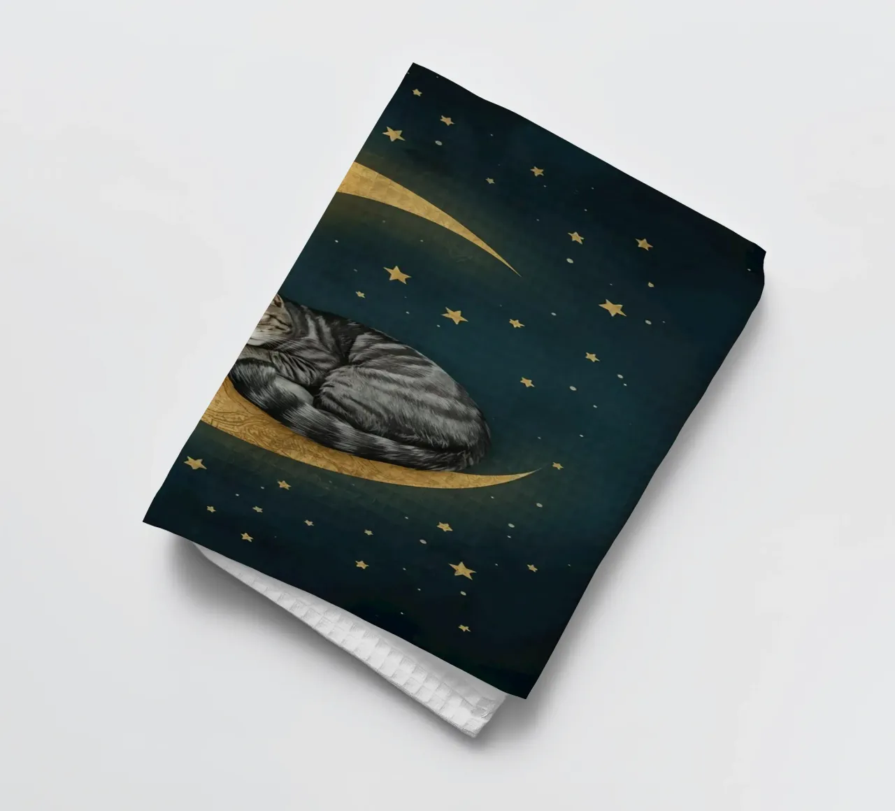 Chat tabby dormant sur un croissant de lune torchon de DesignDoodle