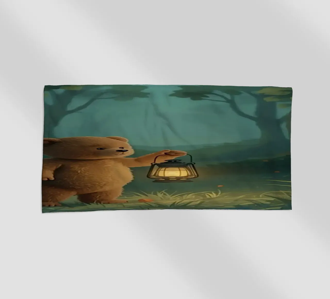Orsacchiotto smarrito che tiene una lanterna nella foresta telo mare da DesignDoodle