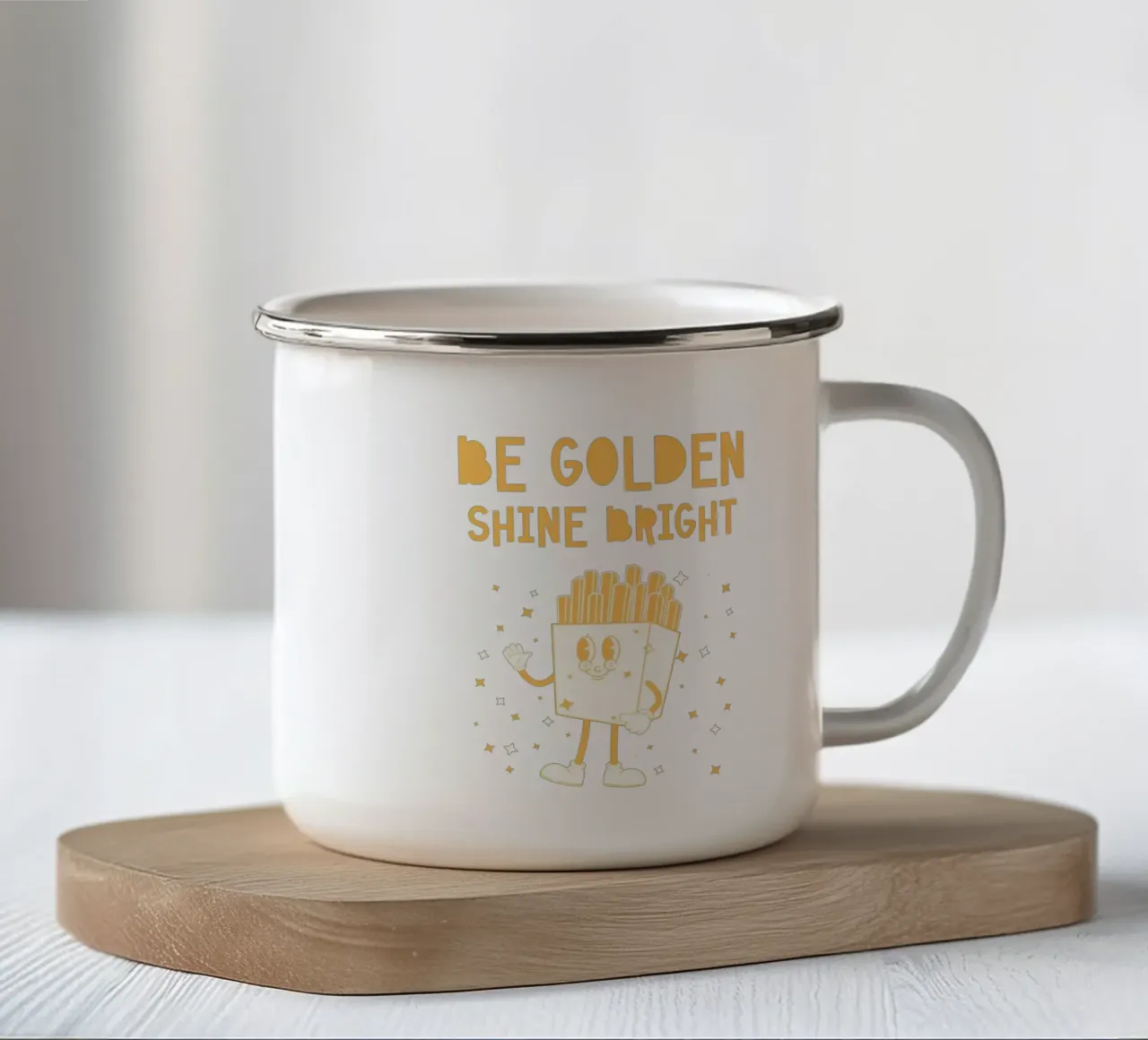 Retro Frites Karakter Wees Gouden Glans Helder Geel Wit emaille mok van Studio Frances M