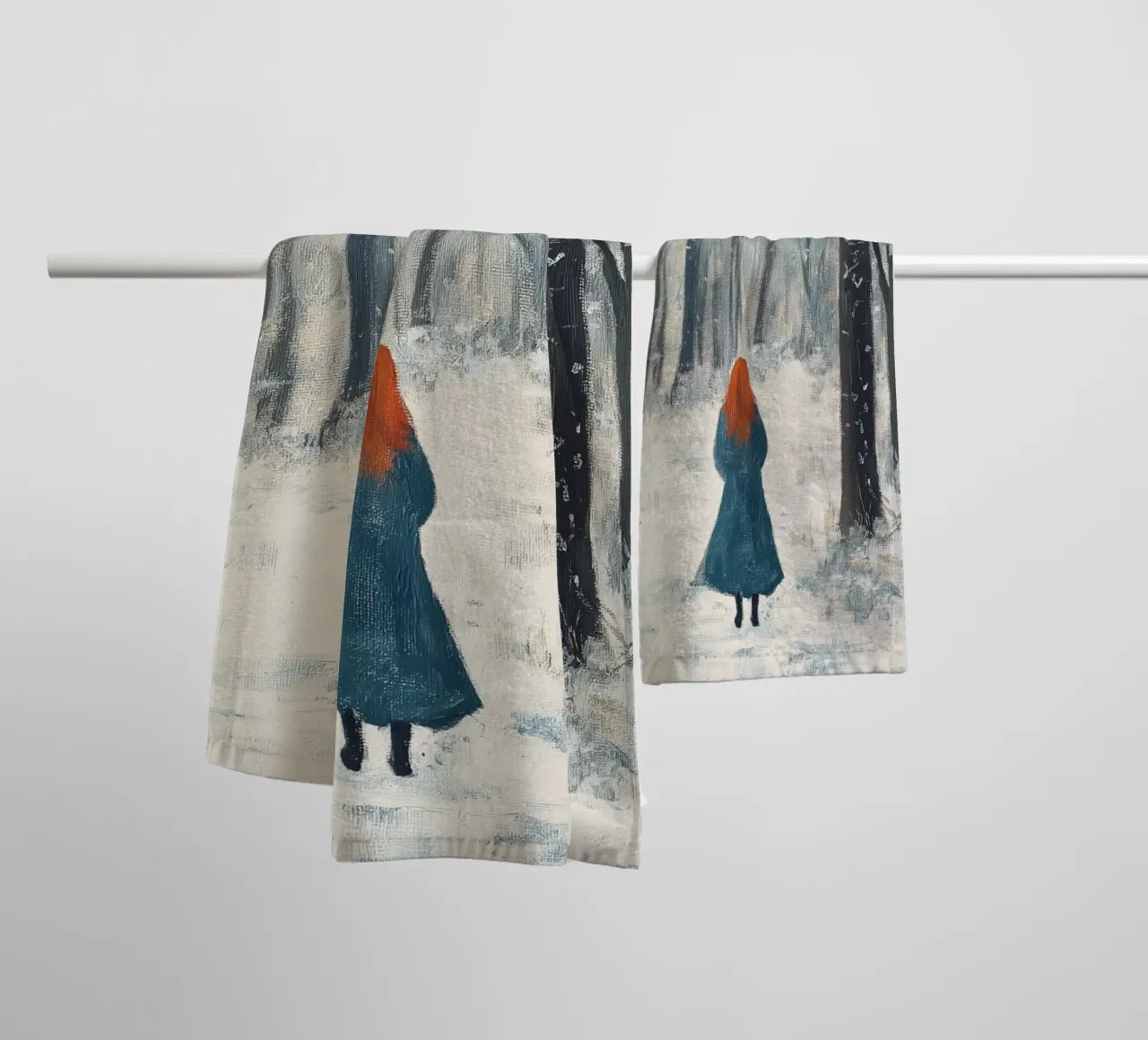 Frau mit Fuchs – Winter Forest Art Print Handtuch von Cozy Vibes