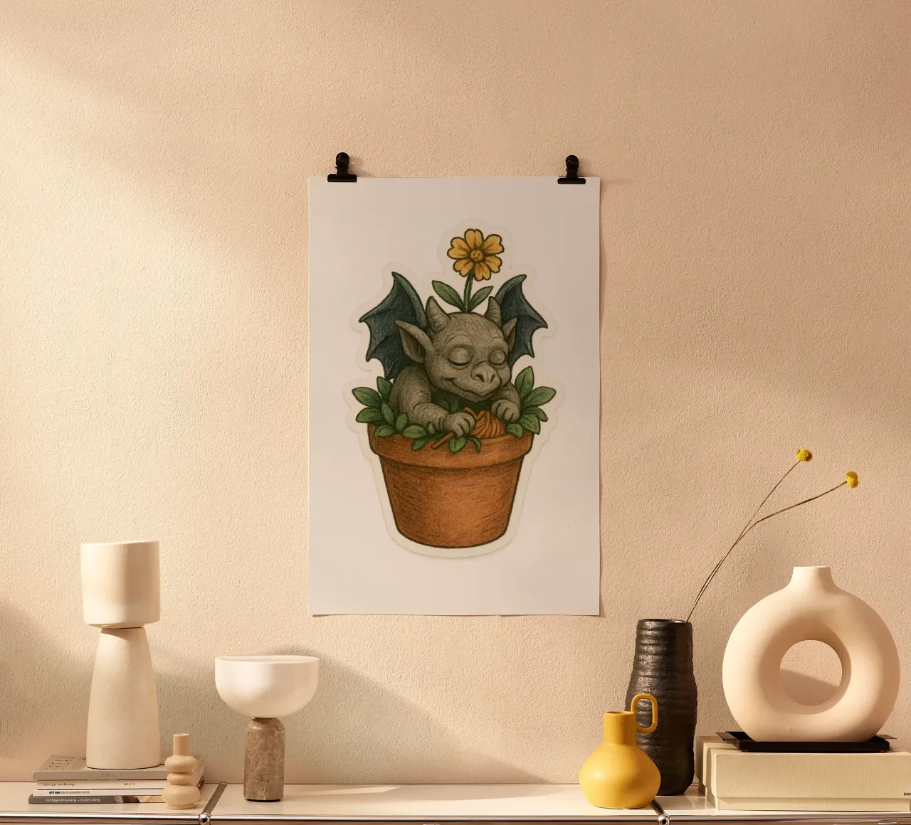Baby Gargoyle che dorme in un vaso di fiori carta hahnemühle da Taika Tori Art