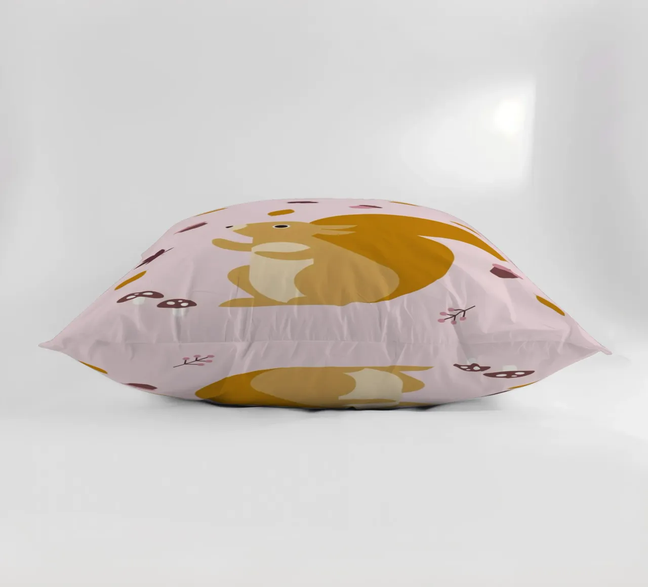 Scoiattoli in autunno cuscino da Carolin Vonhoff