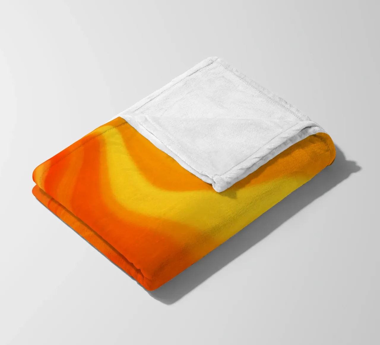 Abstraktes dynamisches Muster in gelb, orange und rot. Fleecedecke von Something for you