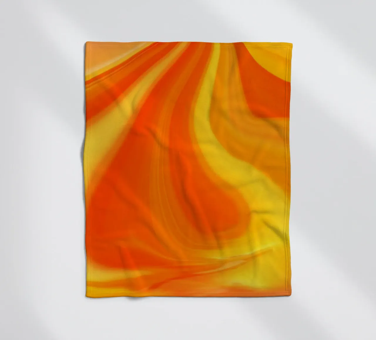 Motif dynamique abstrait en jaune, orange et rouge. plaid polaire de Something for you