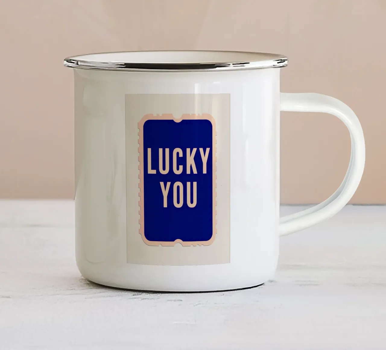 Lucky You - Biglietto dal design audace tazza in smalto da DaarbyN