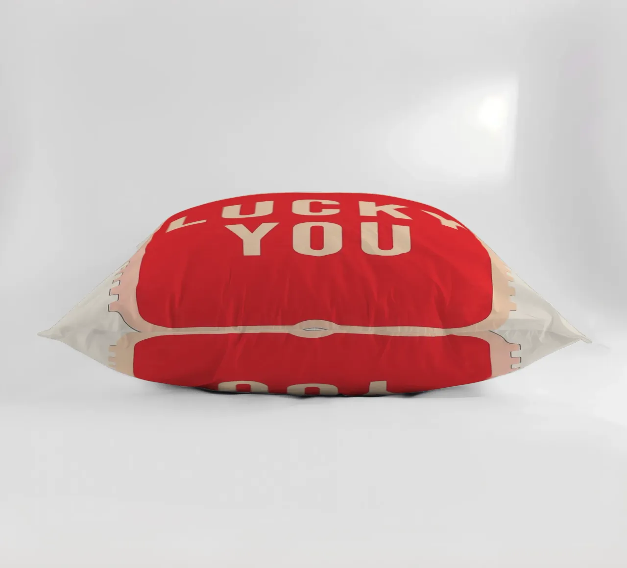 Lucky You - Biglietto dal design audace cuscino da DaarbyN