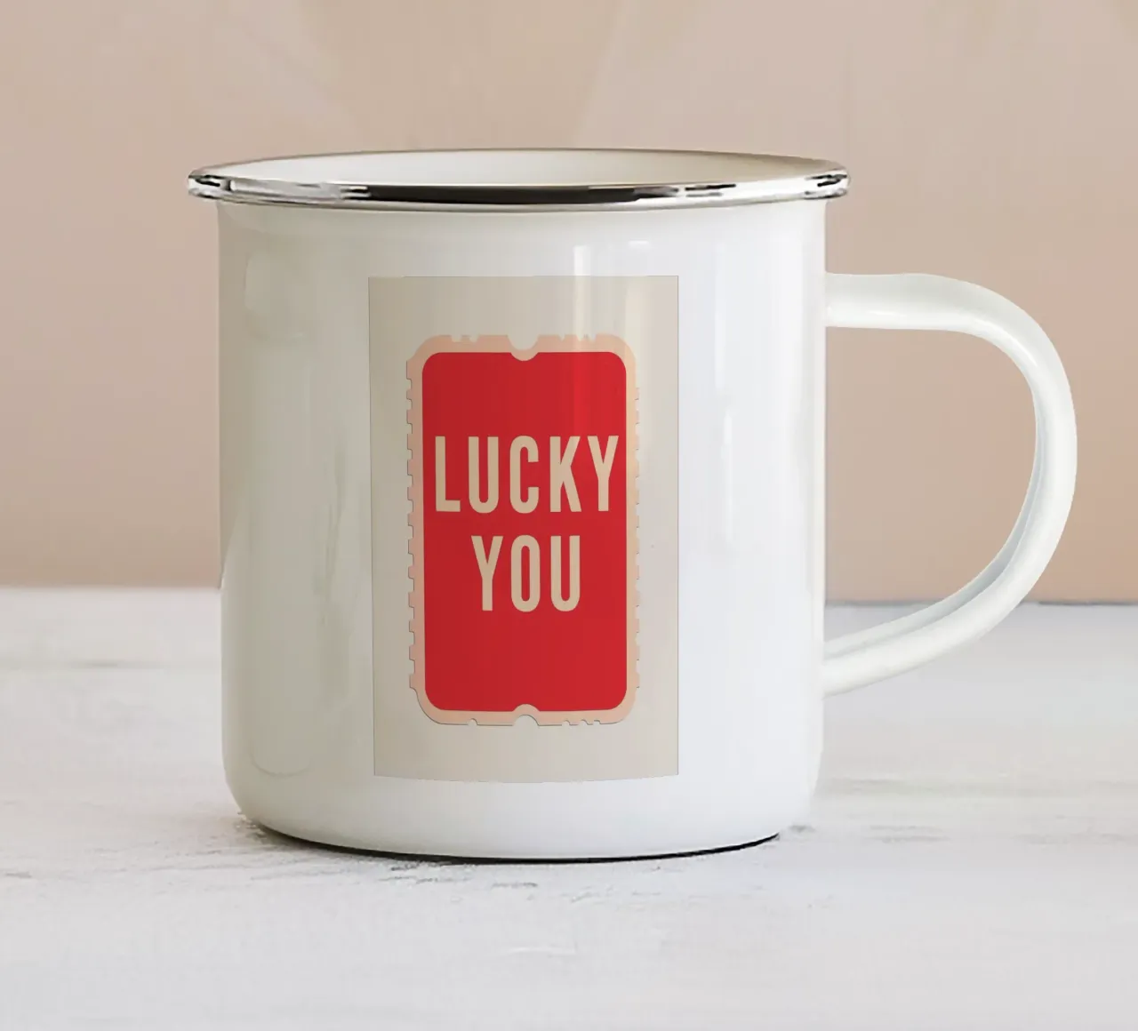 Lucky You - Biglietto dal design audace tazza in smalto da DaarbyN