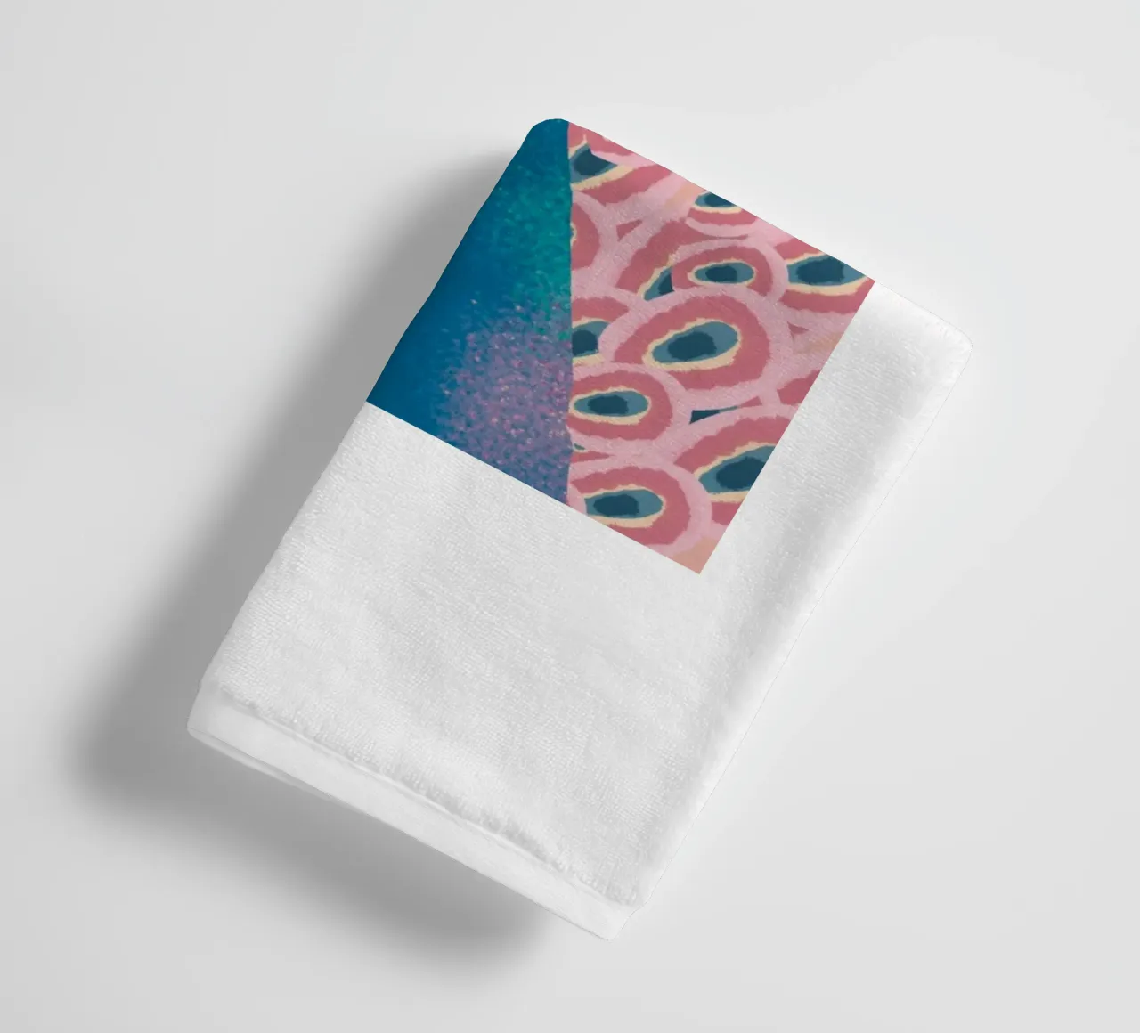 Piume di pavone maschio colorate asciugamano da bagno da igoshartwrks
