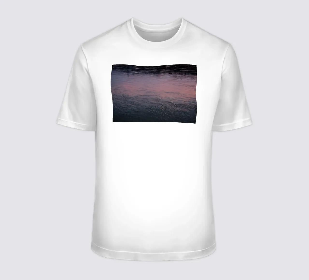 Riflesso d'acqua, Passau t-shirt da Simon Koy
