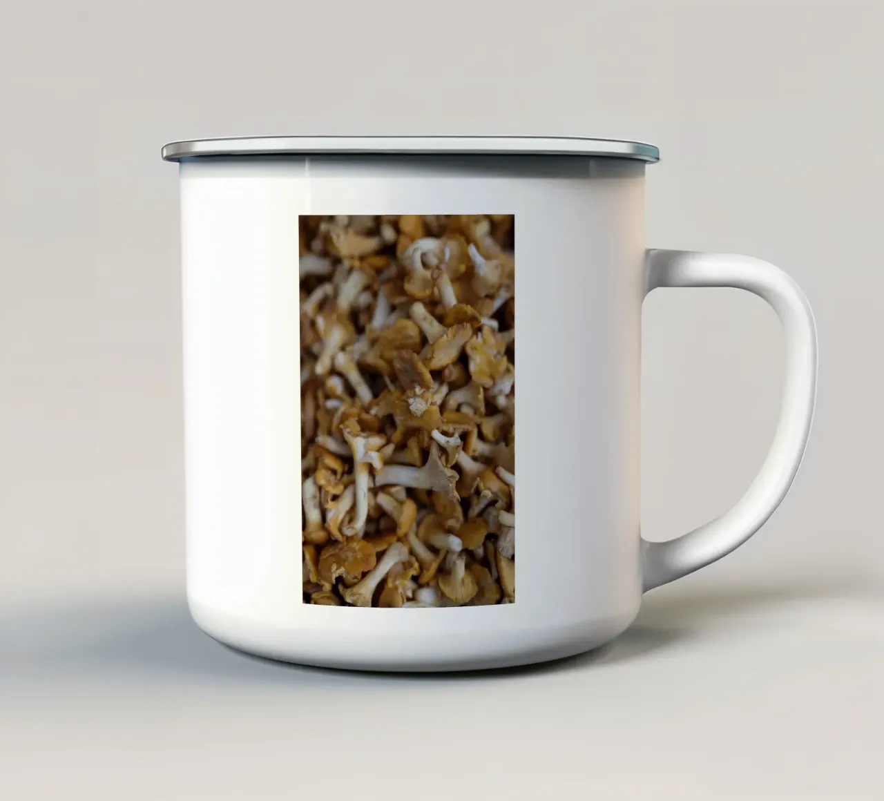 Funghi di Straubing tazza in smalto da Simon Koy