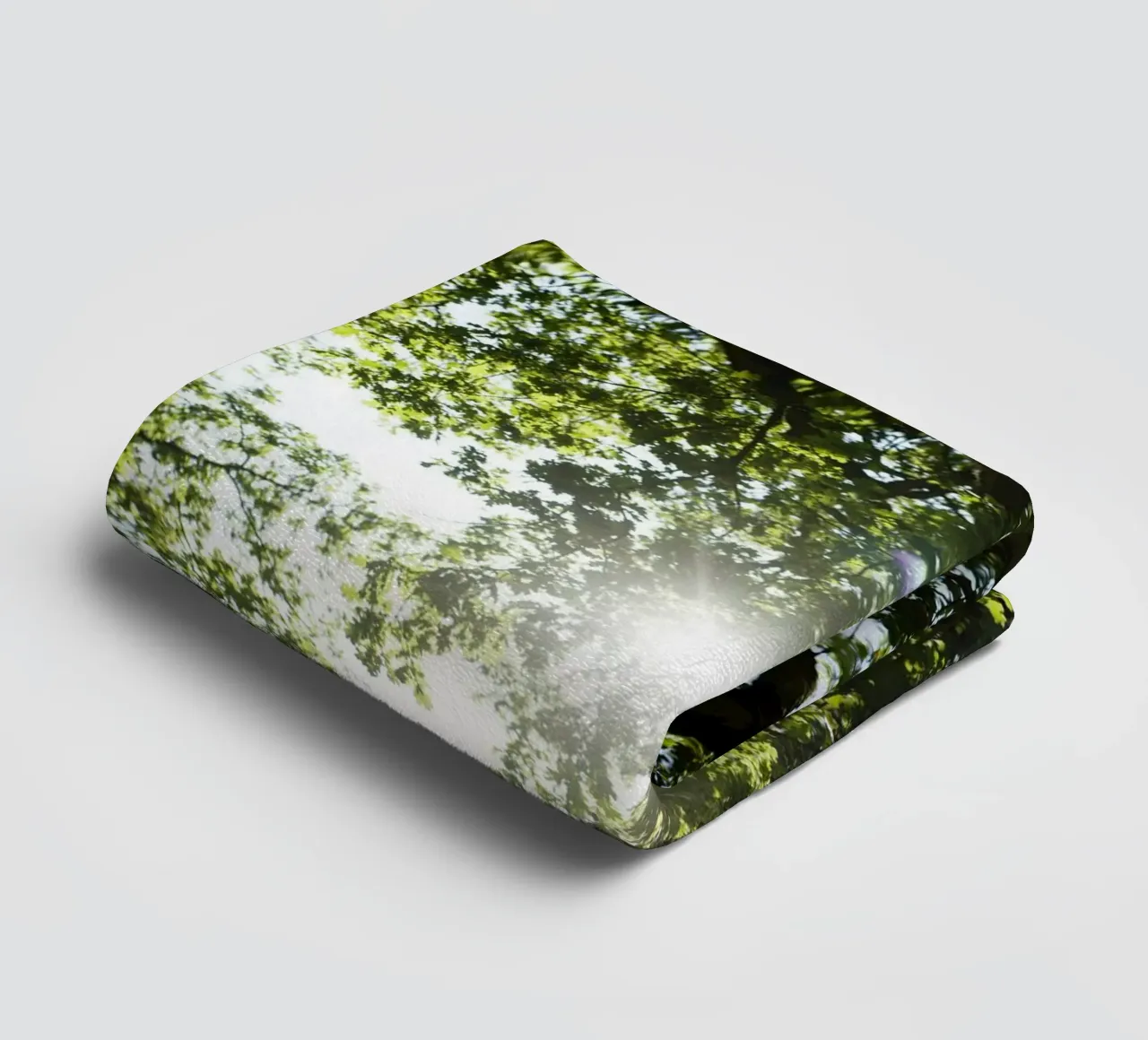 Tree, Valhalla towel by Simon Koy