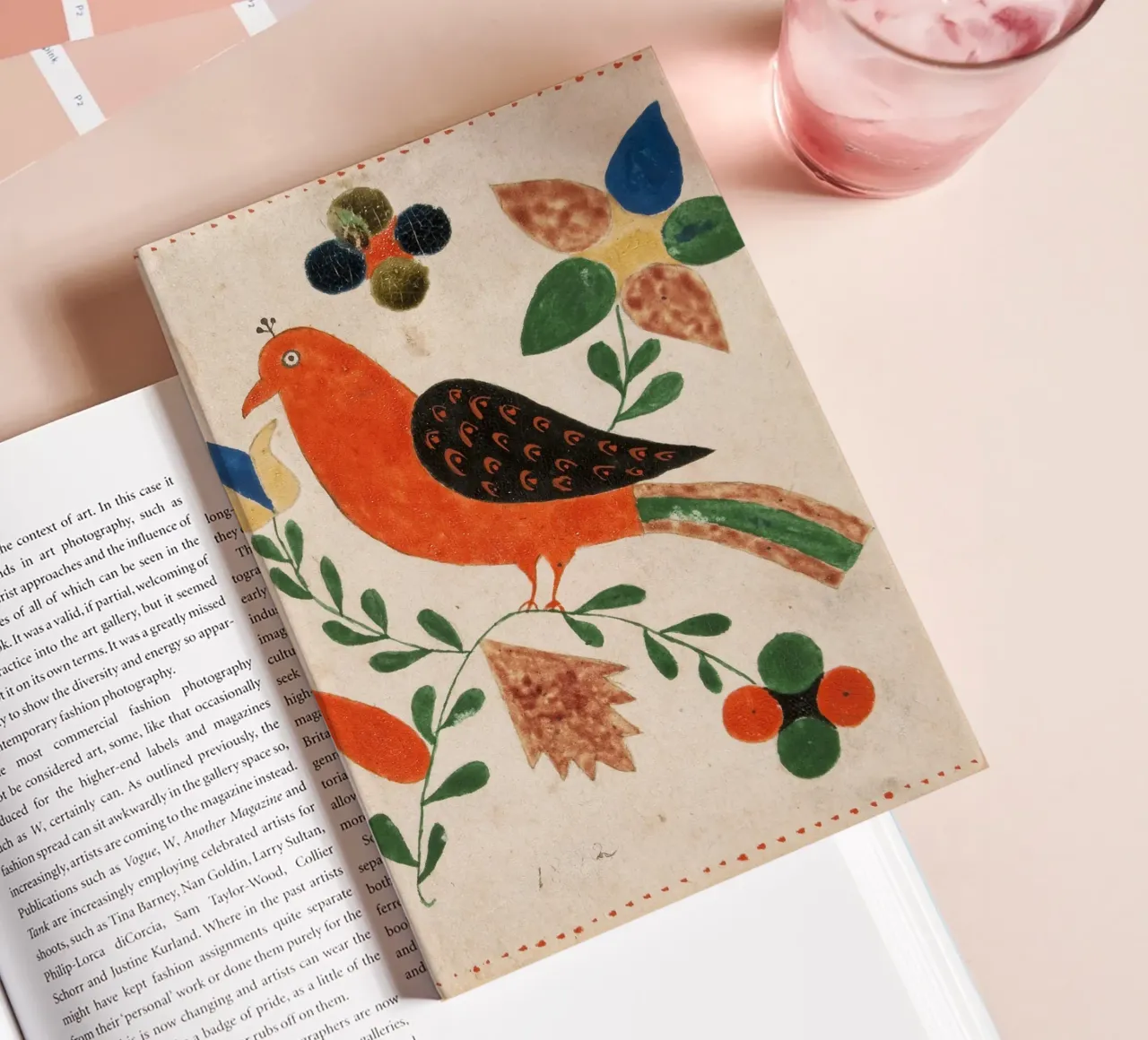 Bird Facing Left on Flowering diario da vintageshop