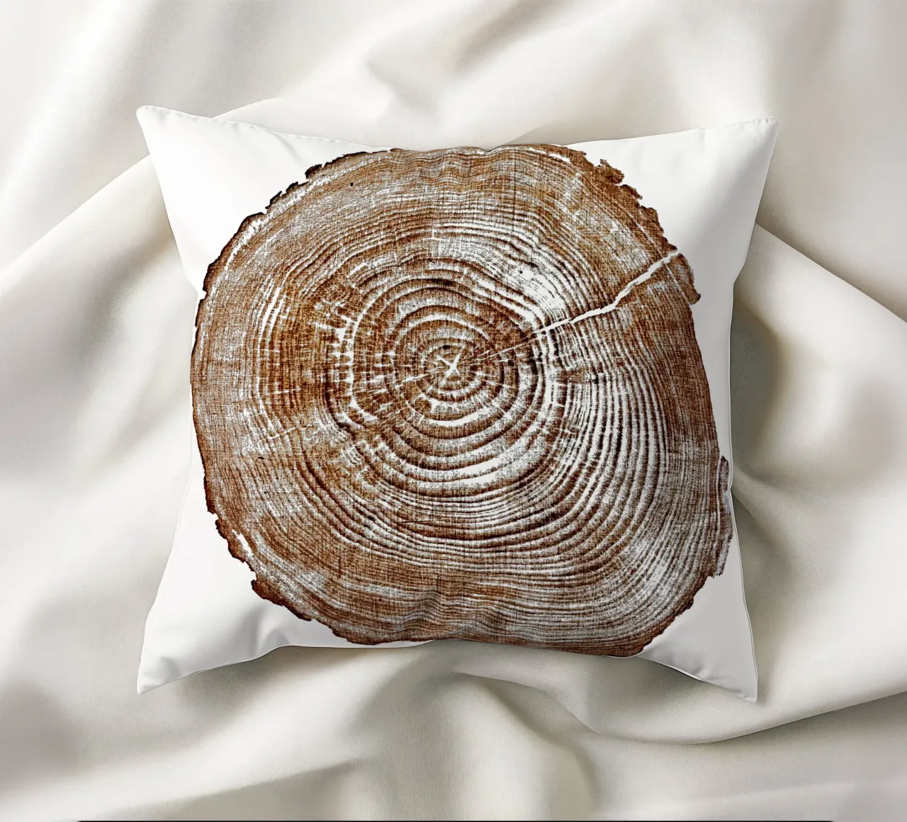 Anelli dell'albero fetta di legno cuscino da TAKU + TAKU
