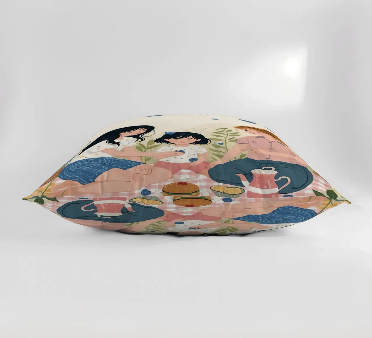 Una famiglia che si gode un picnic con cibo e fiori cuscino da DesignDoodle