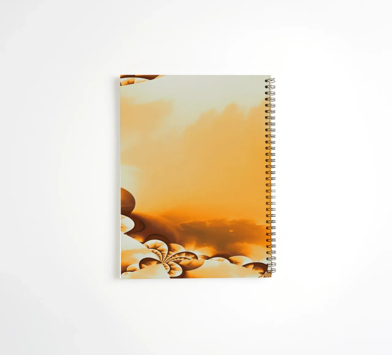 Motivo dinamico astratto in giallo, arancione e marrone. diario ad anelli da Something for you