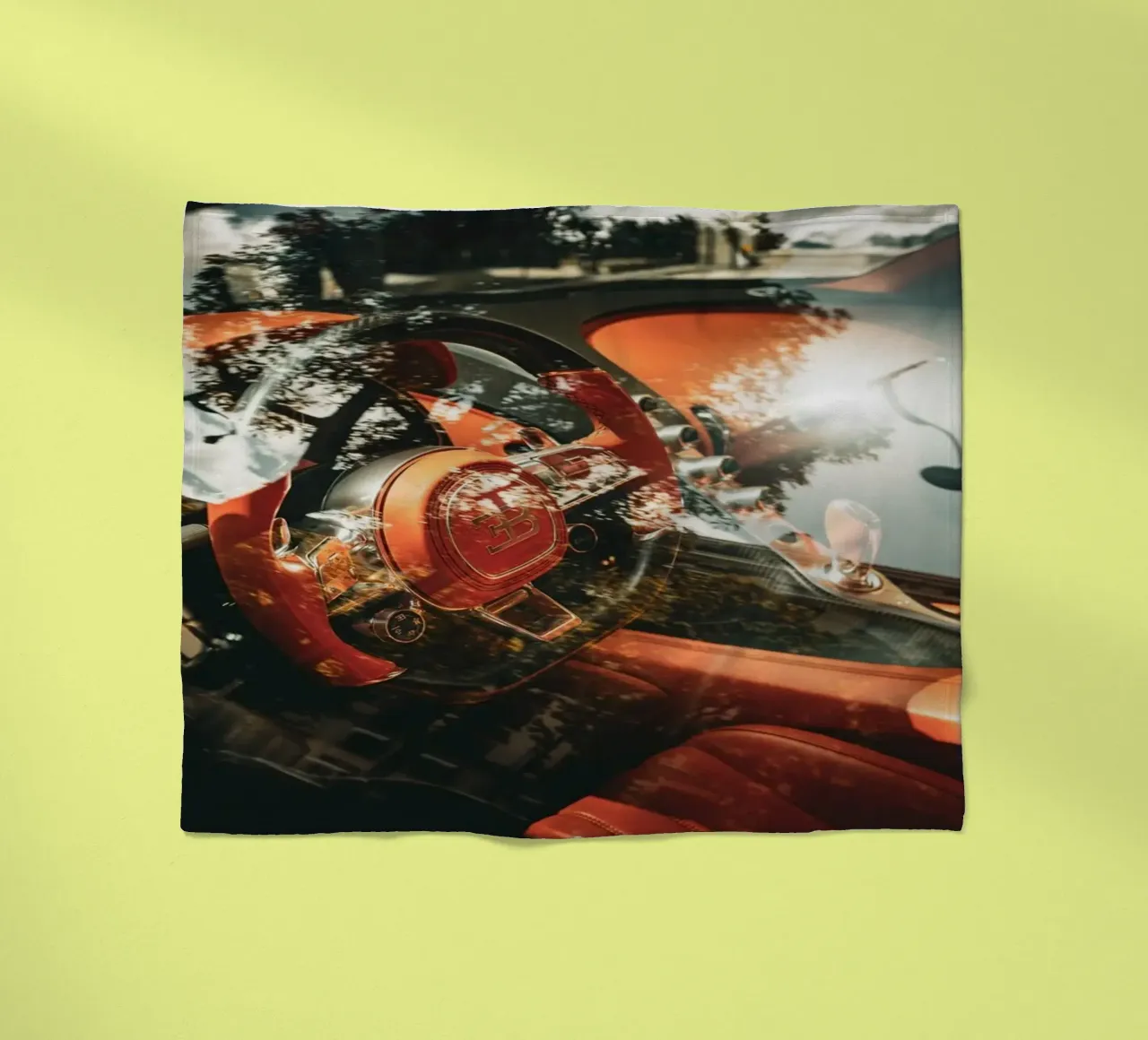 Bugatti coperta in pile da Flo Klein