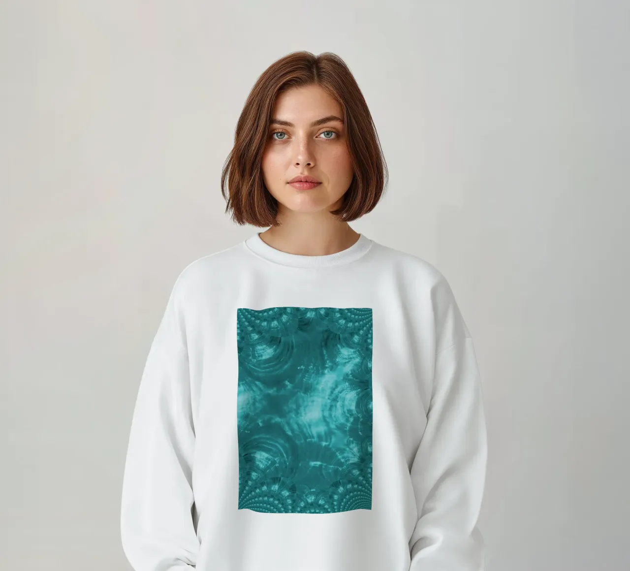 Abstraktes dynamisches Muster in blau und weiß. Sweatshirt von Something for you