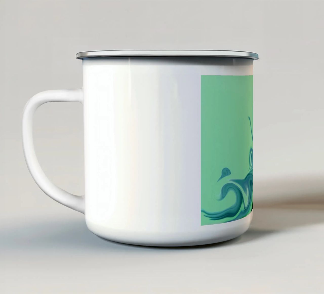 Modello dinamico astratto in blu e verde. tazza in smalto da Something for you