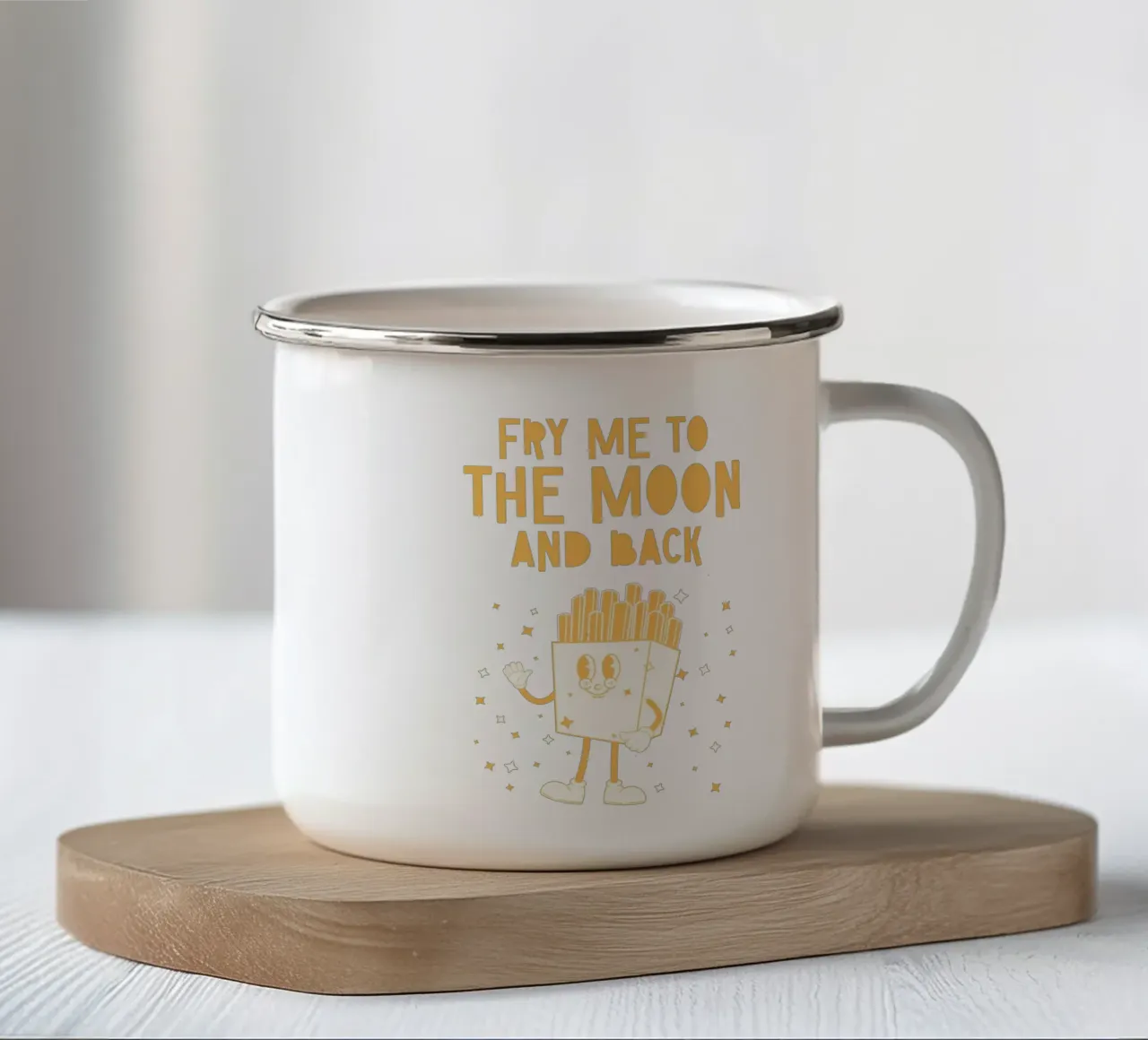 Retro Pommes Caractère Fry Me To The Moon And Back Jaune Blanc mug en émail de Studio Frances M