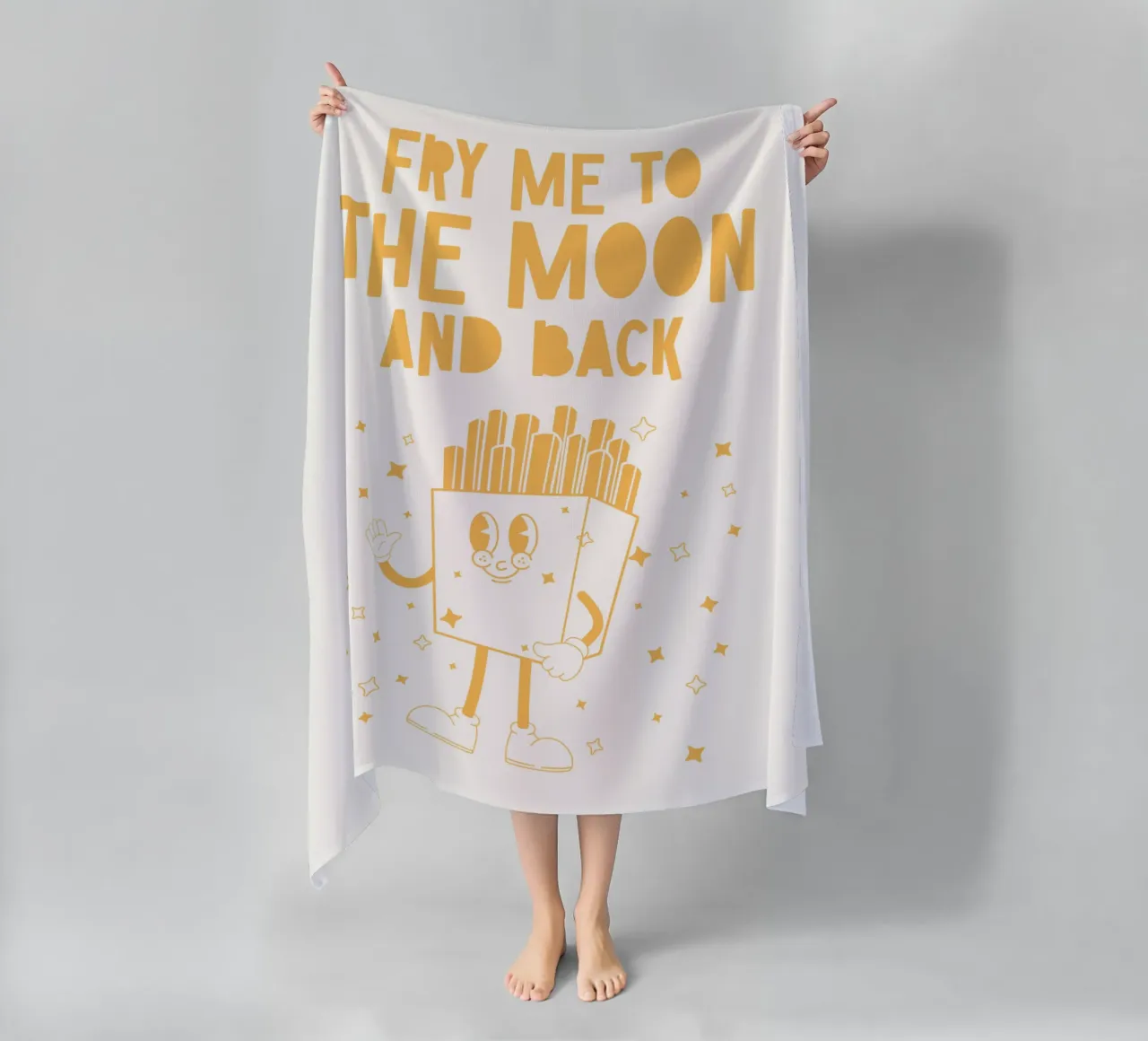 Retro Fries Character Fry Me To The Moon And Back Amarillo Blanco toalla de playa de Studio Frances M