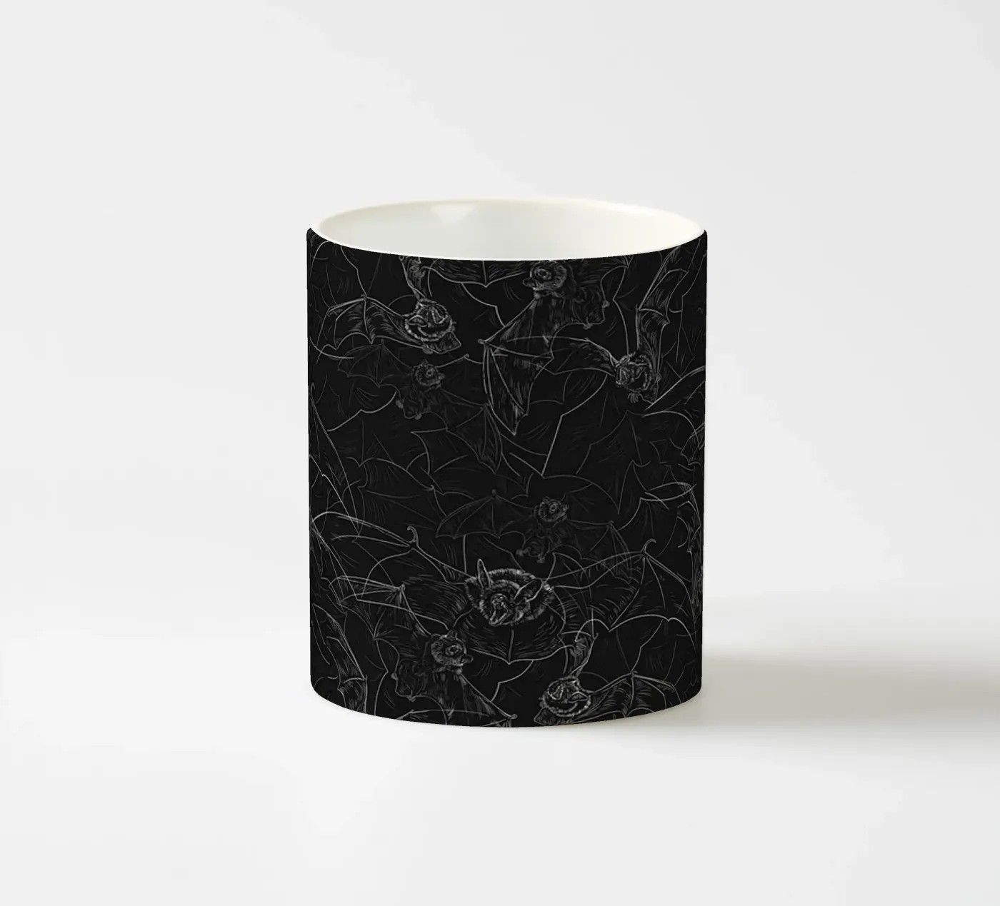 Bat Attack Keramik Tasse von 7115