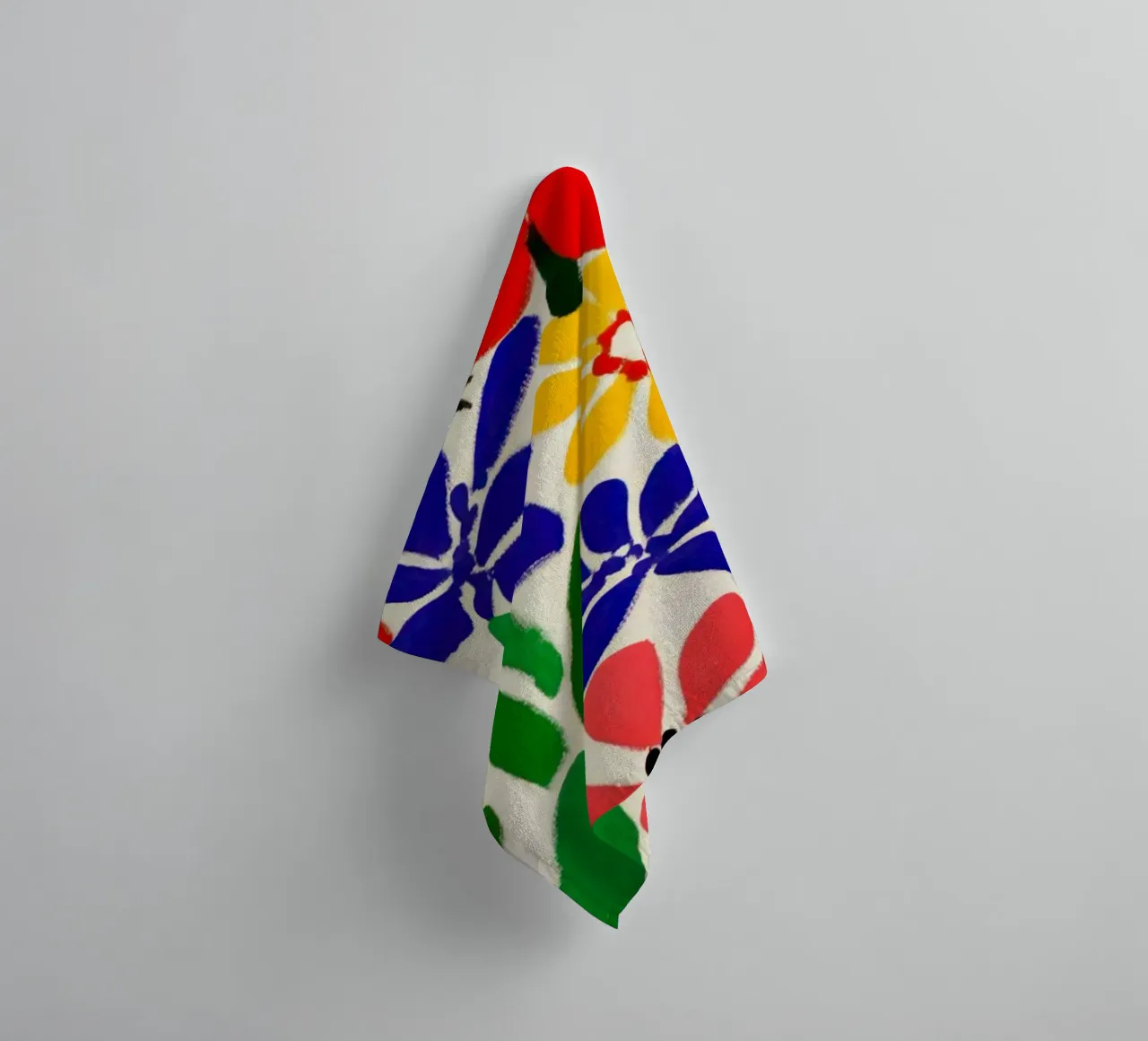 Stile Matisse: mix di fiori colorati, audacemente retrò, da giardino asciugamano da bagno da Modern Muse