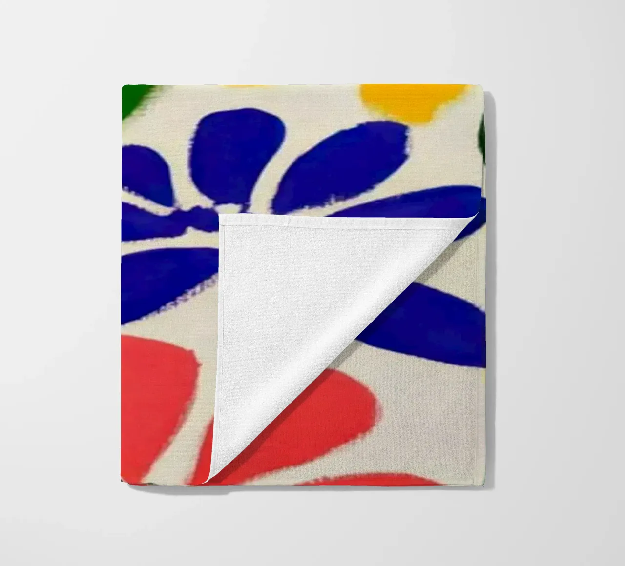 Stile Matisse: mix di fiori colorati, audacemente retrò, da giardino telo mare da Modern Muse