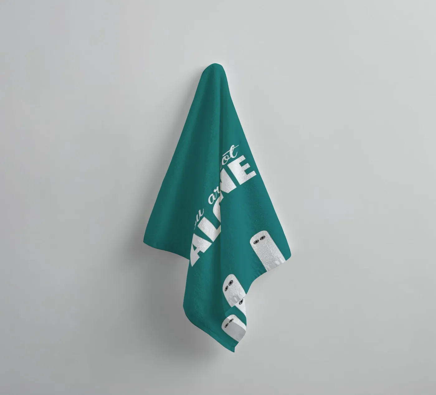 Alone badhanddoek van Trabolt Design