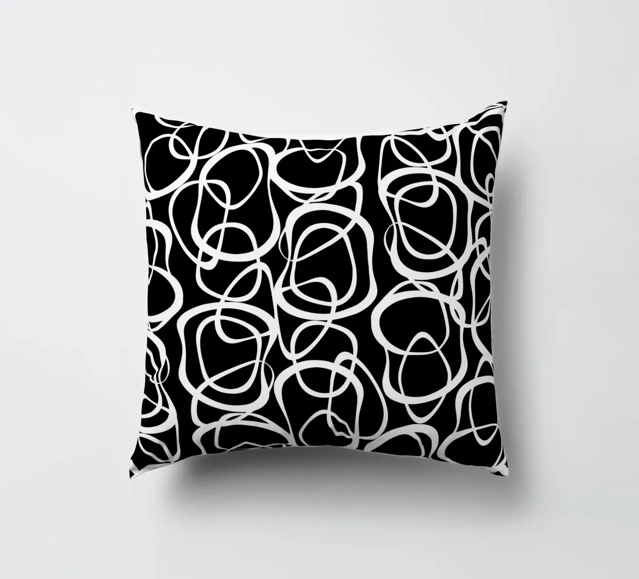 Interlocking | White On Black cuscino da sabidussi