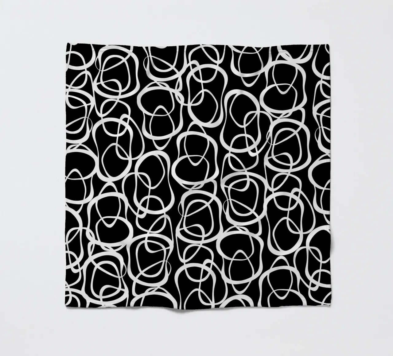 Interlocking | White On Black coperta in pile da sabidussi