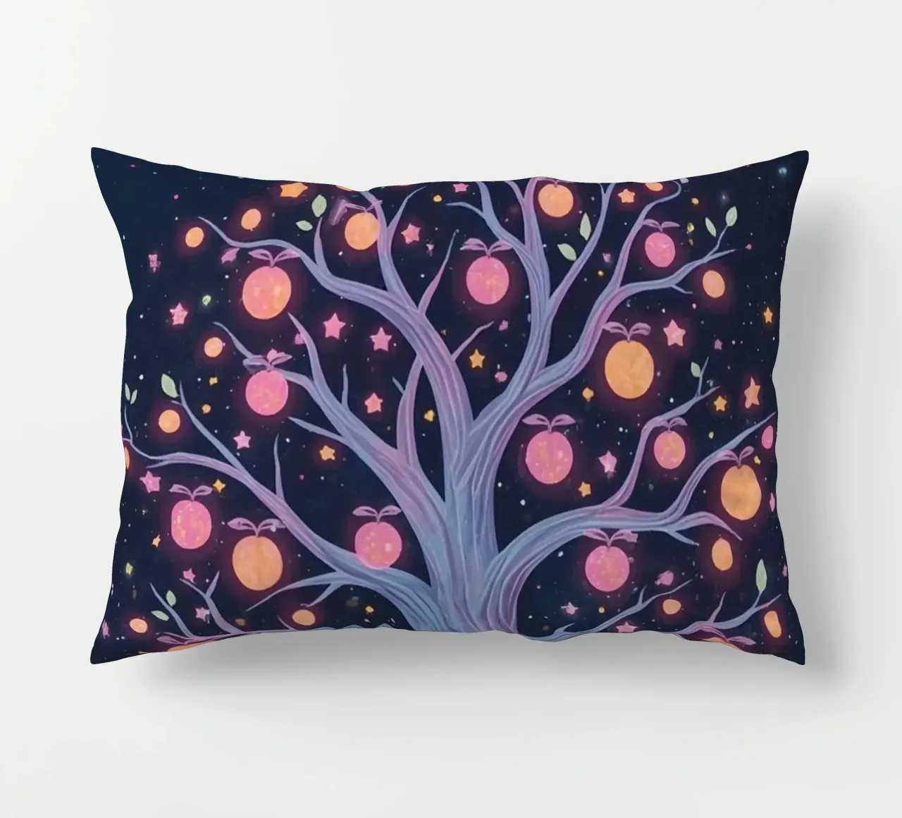 Albero con frutti e stelle luminose cuscino da DesignDoodle