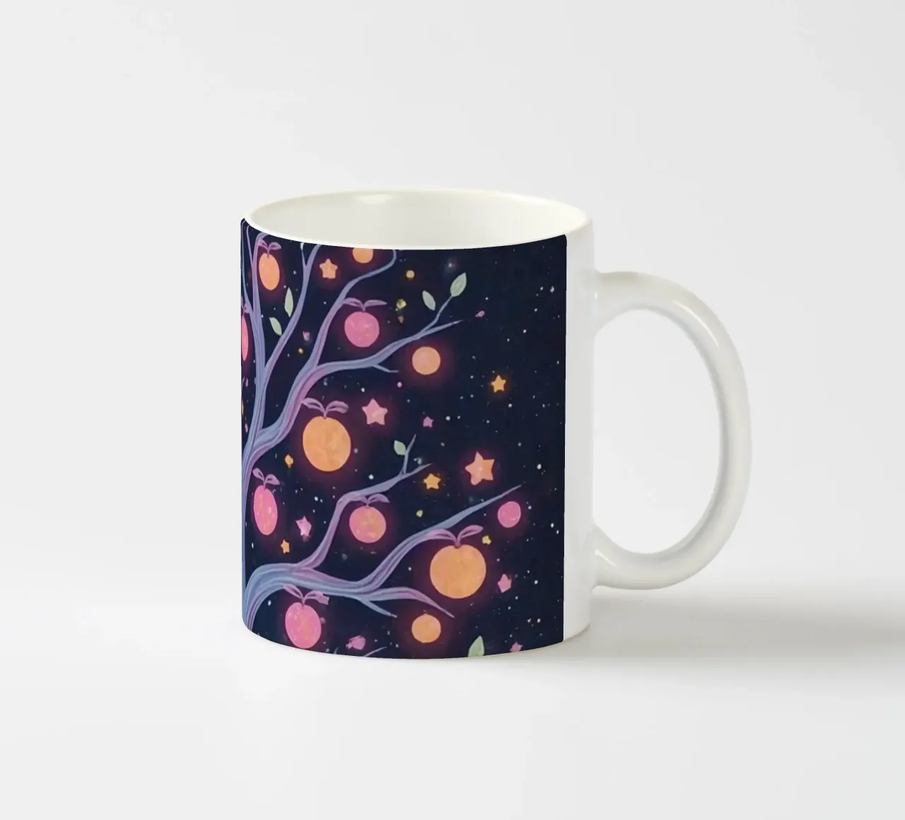 Albero con frutti e stelle luminose tazza in ceramica da DesignDoodle