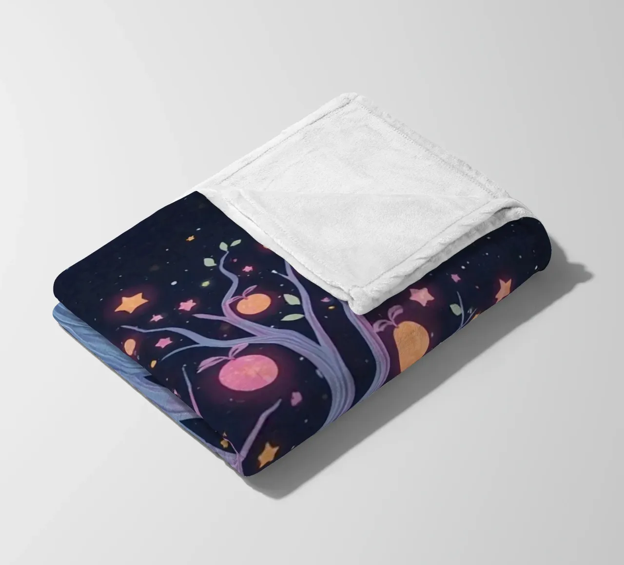Albero con frutti e stelle luminose coperta in pile da DesignDoodle