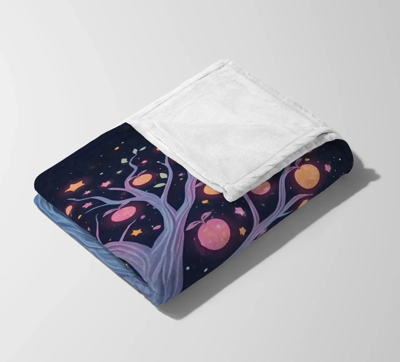 Albero con frutti e stelle luminose coperta in pile da DesignDoodle